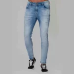 Calças masculinas jeans: com o que combinar?